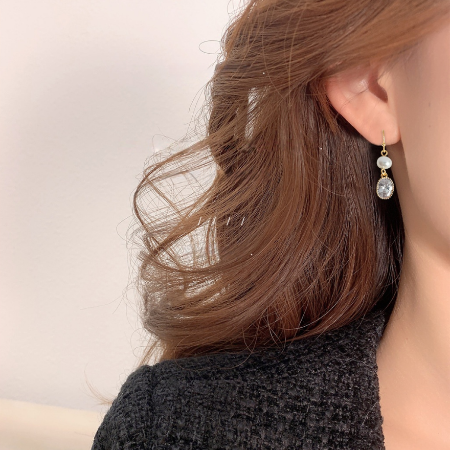 Oval Diamond Pearl Drop Hook Earrings, French Light Luxury Long Face Slimming Dainty Earrings