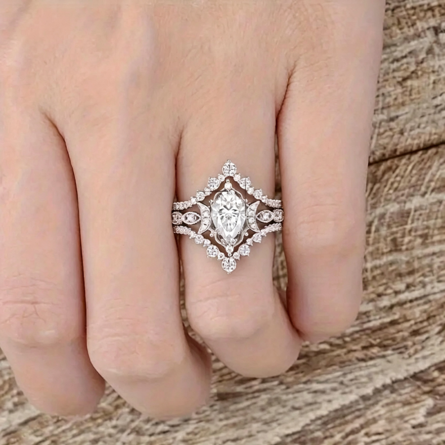 Vintage Moon‑Star Pear‑Cut Multi‑Layer Paved Ring