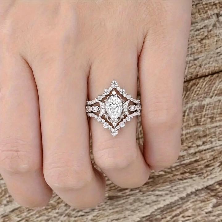 Vintage Moon‑Star Pear‑Cut Multi‑Layer Paved Ring