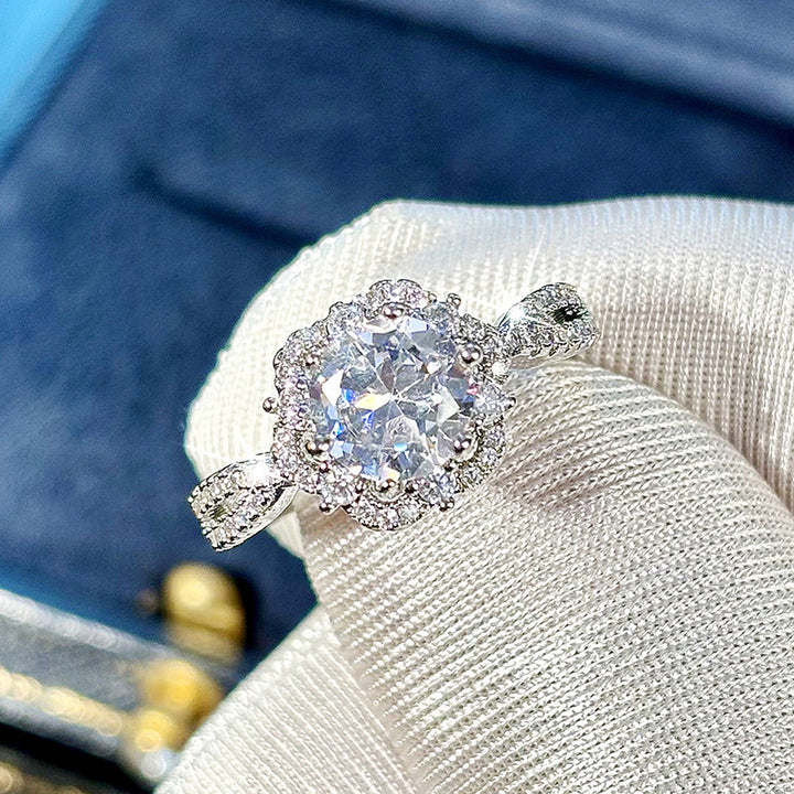 Floral Halo Twist Shank Diamond Ring (Light Luxury Niche Proposal & Engagement Band)
