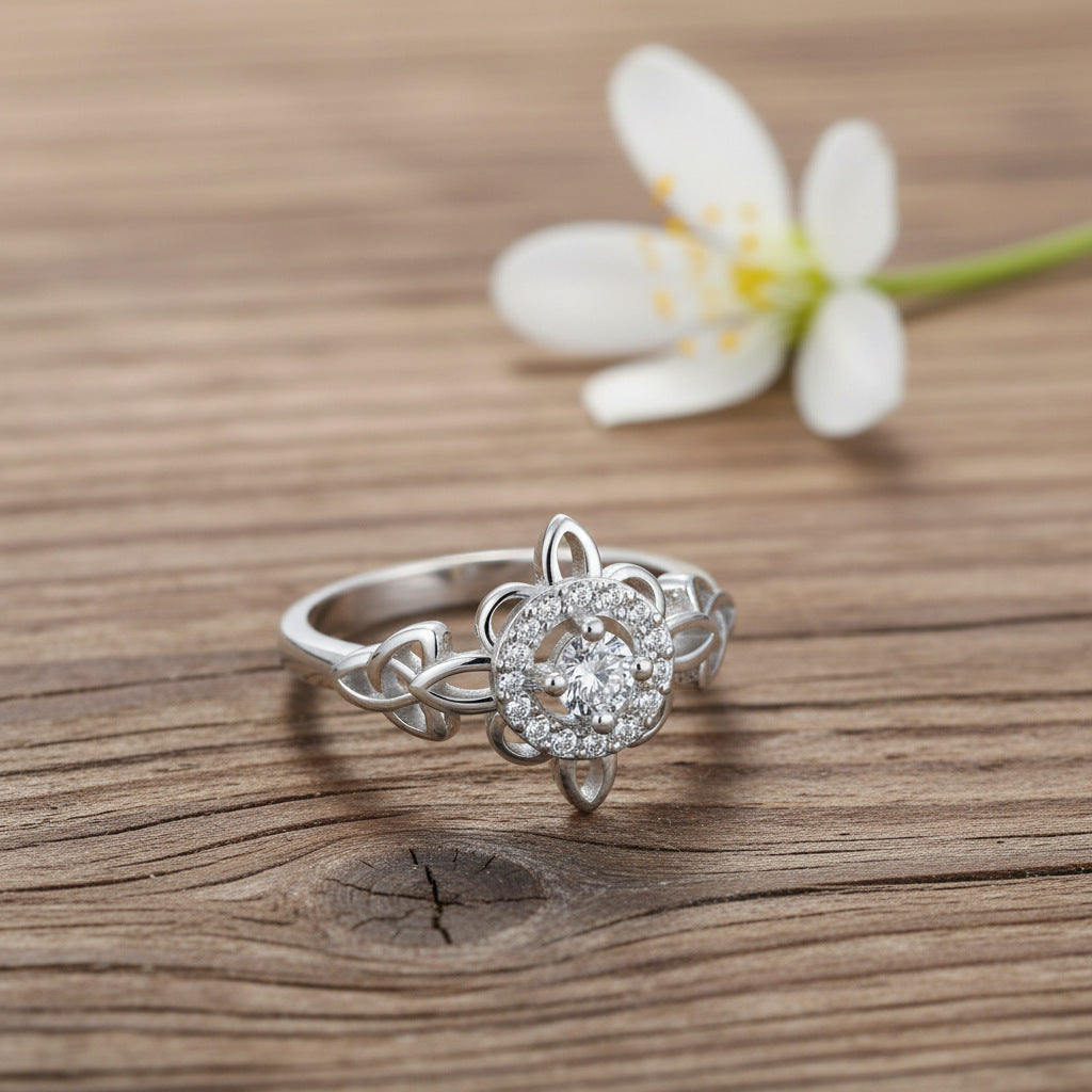 Celtic Knot Floral Pavé Ring (Luxury Vintage Elegant Band)