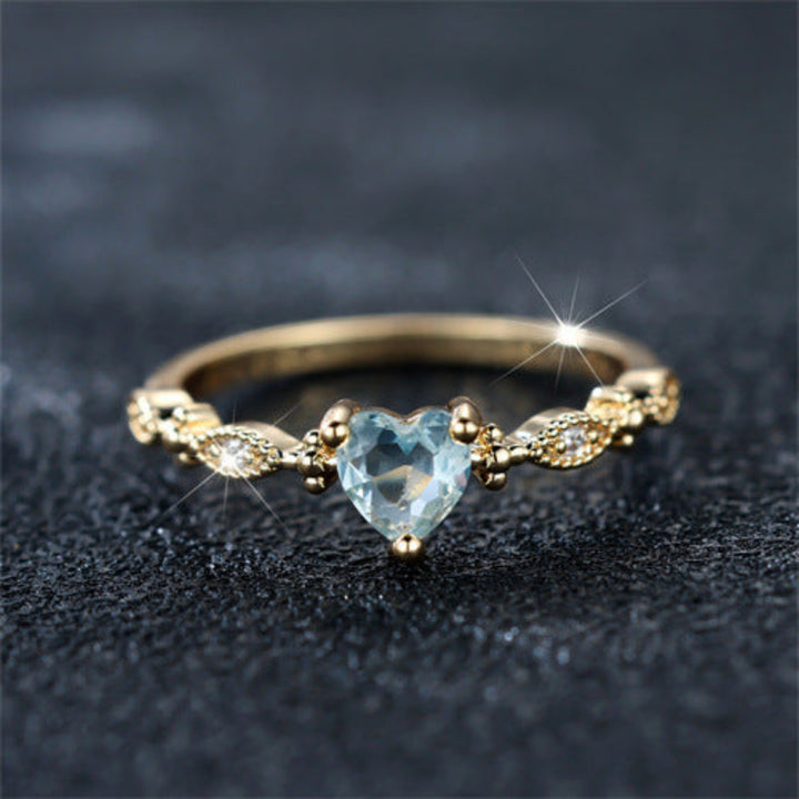Vintage Lace Heart Light Blue Diamond Thin Ring, French Light Luxury Heart Gem Band
