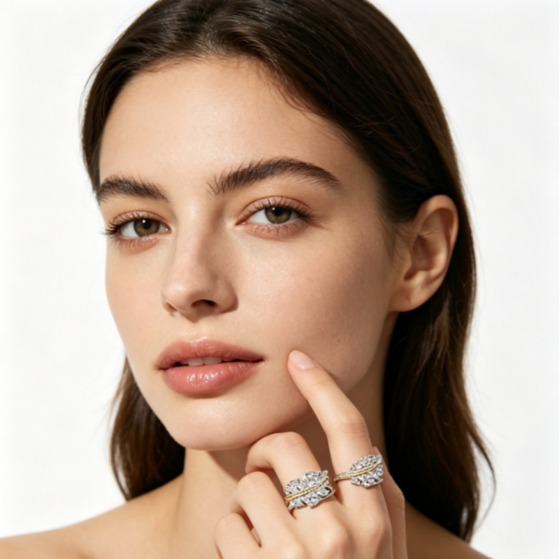 Two-Tone Paved Crystal Maple Leaf Open Ring (Luxury Vintage Women's Band)