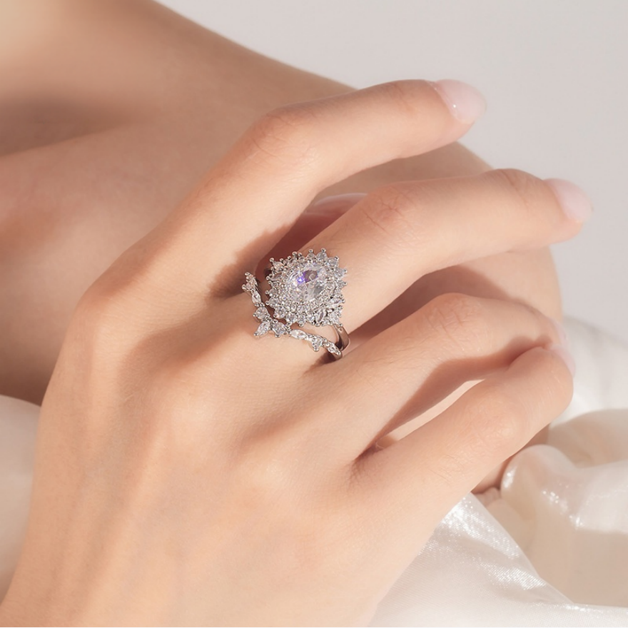 Oval‑Center‑Stone Sunflower Halo Stackable Ring Set