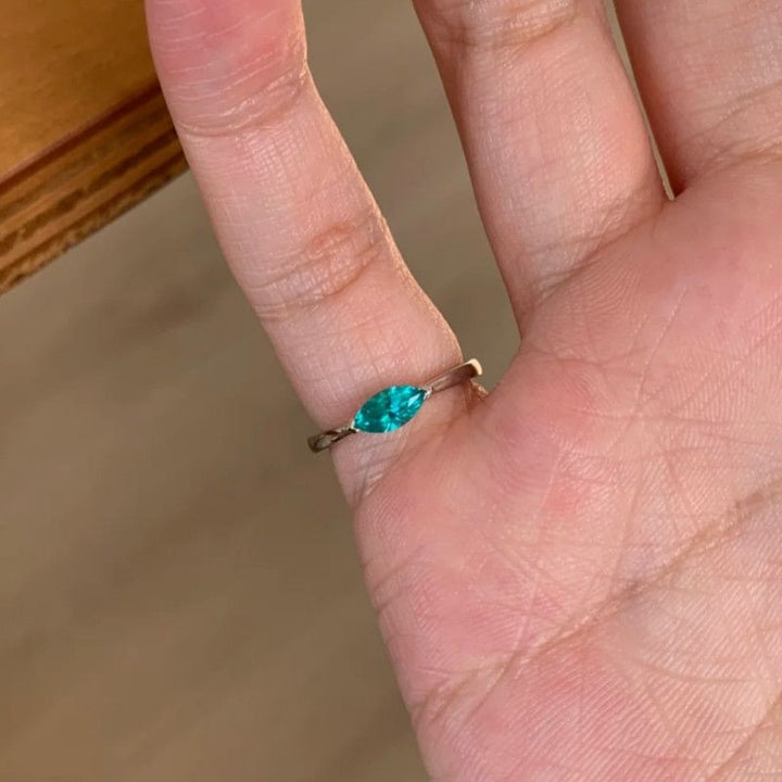 Minimalist Marquise‑Cut Teal Gemstone S925 Silver Women’s Ring