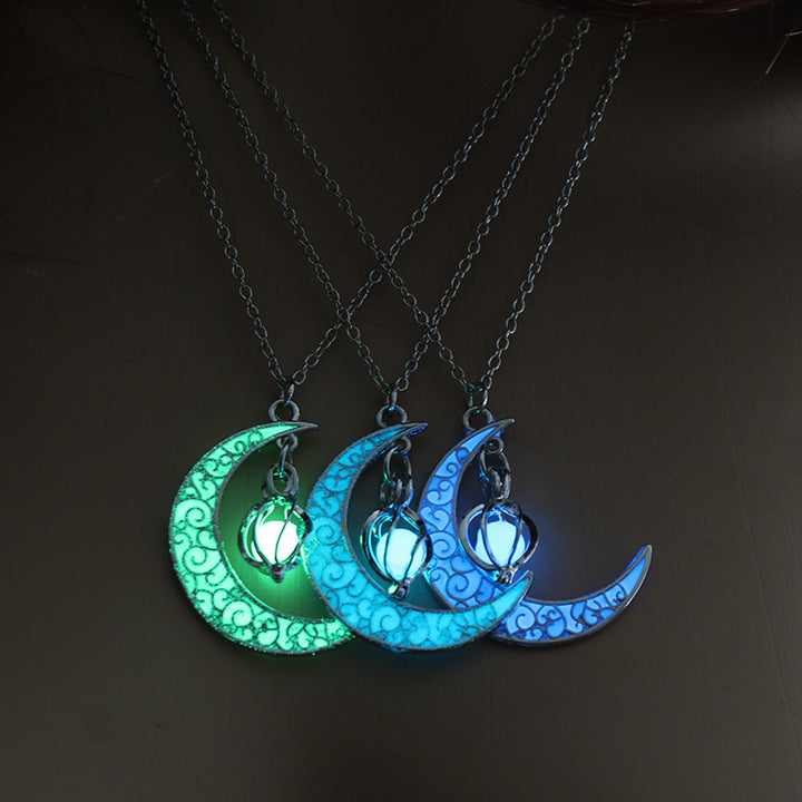 Moon & Star Glow-in-the-Dark Choker Set (Light Luxury Niche Magical Necklace)