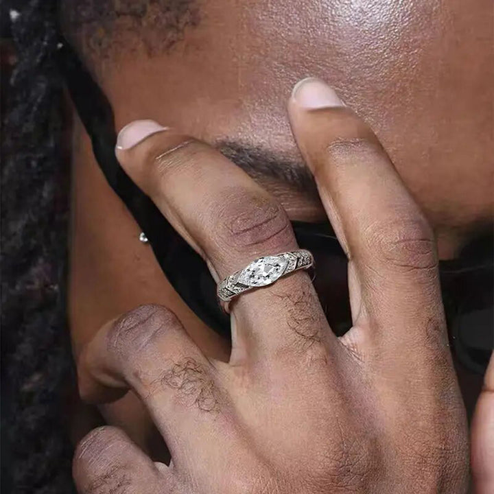 Light Luxury Eye of Horus Moissanite 925 Silver Ring
