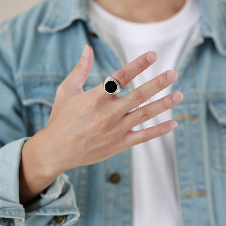 Titanium Steel Round Enamel Ring (Light Luxury Business Style)