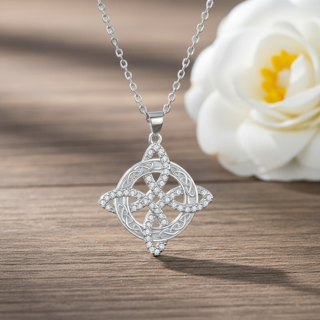 S925 Sterling Silver Diamond-Studded Celtic Four-Leaf Knot Necklace (Light Luxury Ethnic Memorial Style)