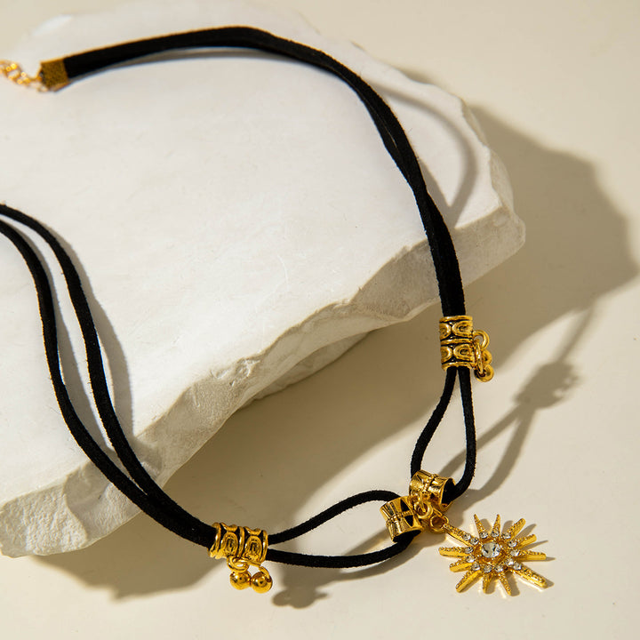 Velvet Double-Layer Sunburst Choker (Retro Light Luxury Style)