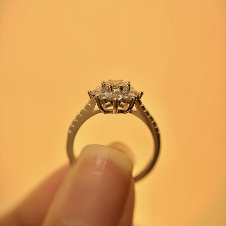 Snowflake Cluster-Set Center Diamond Ring (Romantic Luxury Ritual Style)