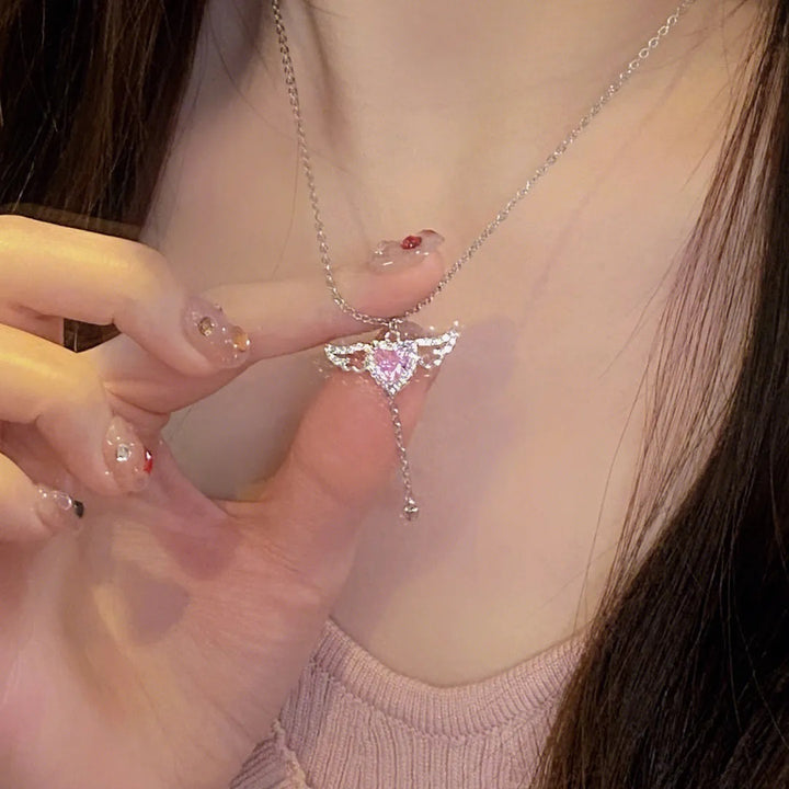 Cupid's Heart - A luxurious and sophisticated zircon necklace for versatile women.