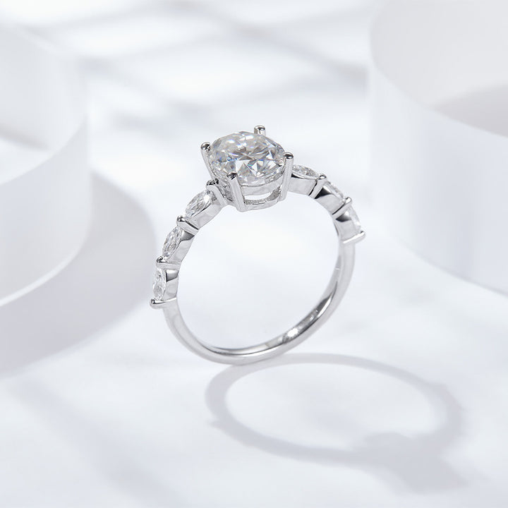 S925 Sterling Silver Luxury Carat Diamond Ring – Sparkling Engagement Proposal Ring