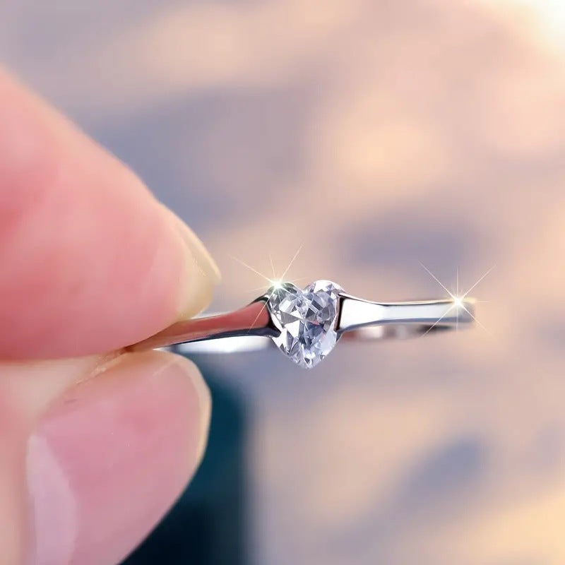 Heart‑Shaped Diamond Minimalist S925 Silver Ring