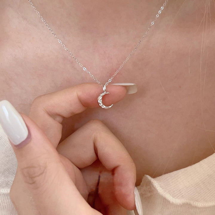 Textured Mini Moon Choker Set (Light Luxury Niche Fresh Necklace)
