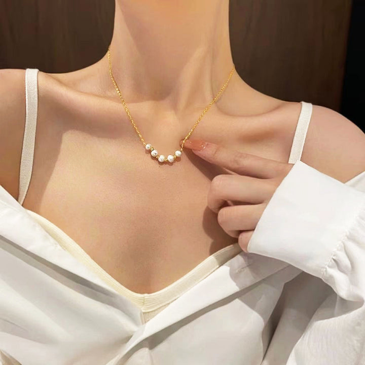 Luxury Pearl Necklace (Silver/Gold Clavicle Chain)