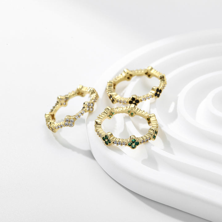 Four-Leaf Clover Pavé Gear Edge Ring Set (Luxury Vintage Lucky Band)