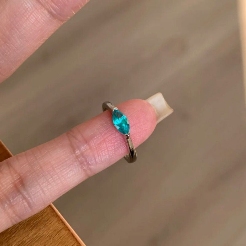 Minimalist Marquise‑Cut Teal Gemstone S925 Silver Women’s Ring