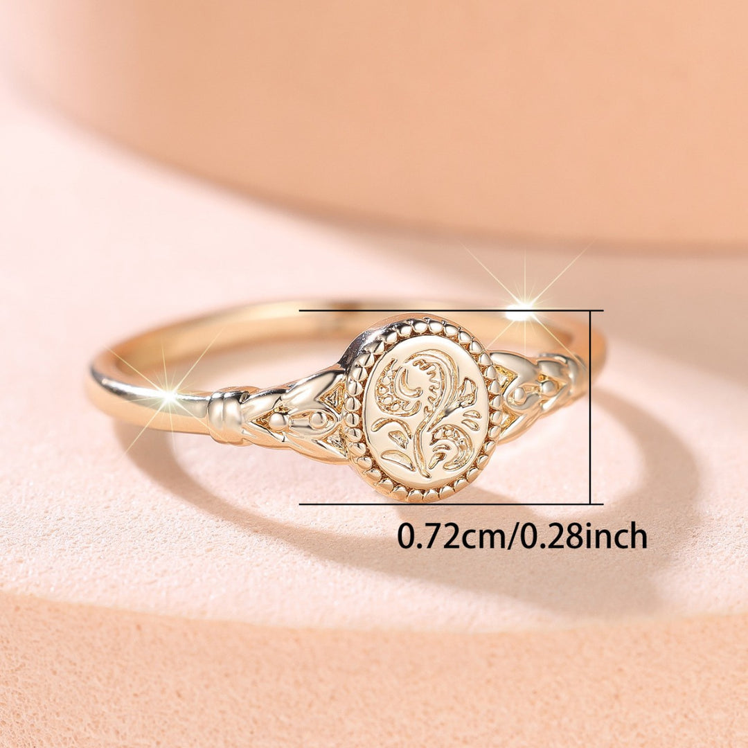 Vintage Engraved Floral Oval‑Plate 14K Gold Thin Band Ring