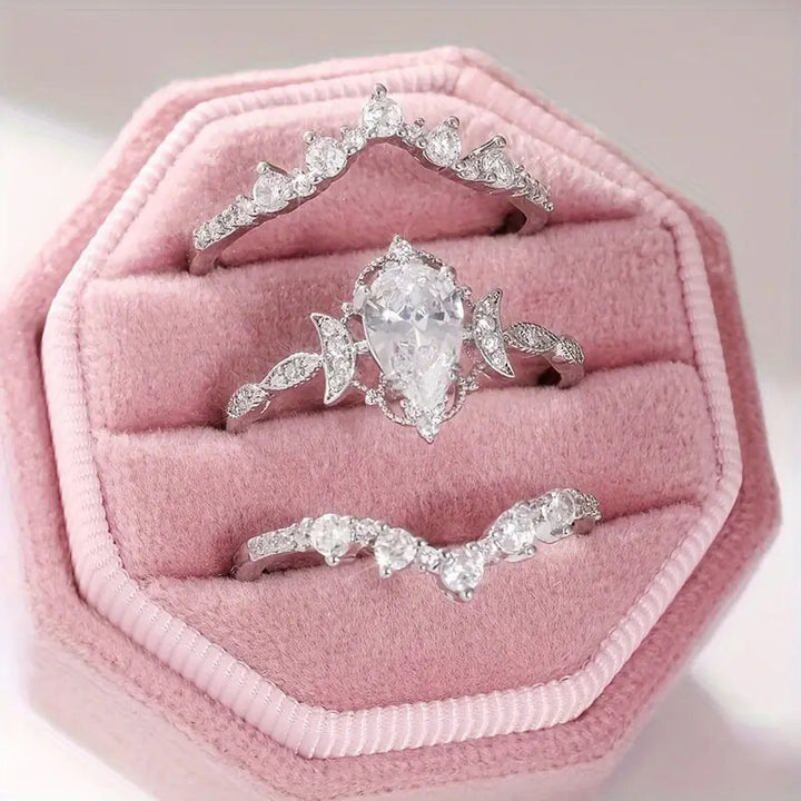 Vintage Moon‑Star Pear‑Cut Multi‑Layer Paved Ring
