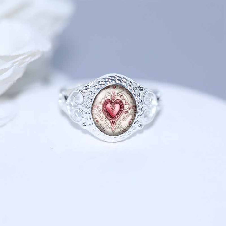 S925 Silver Vintage Heart‑Print Gemstone Ring, Openwork Scroll Pattern Unique Ring for Women
