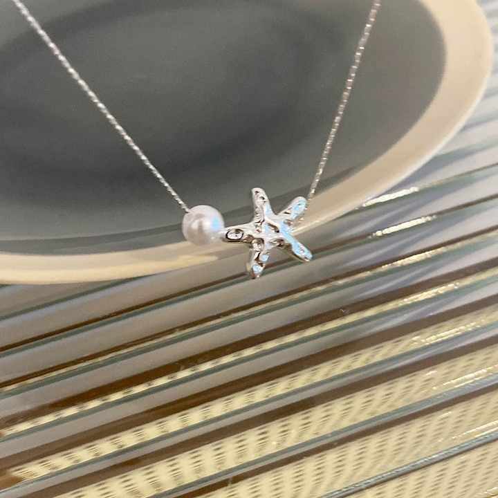 Starfish & Pearl Pendant Necklace (Silver Ocean-Inspired Choker)