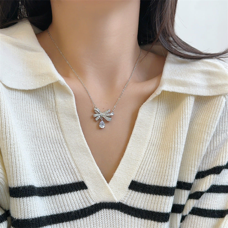 Pavé Bow & Pear Cut Diamond Choker (Light Luxury Niche Elegant Necklace)