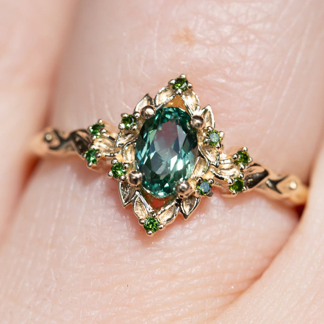 Vintage Forest-Style Oval Green Gem Ring (Two-Tone Gold Engagement Band)