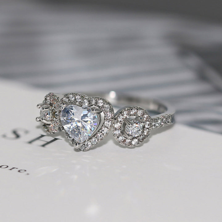 Heart Diamond Cluster Ring (Glamorous Romantic Ritual Style)