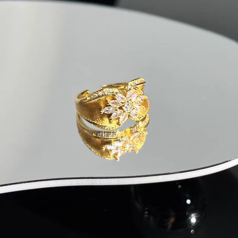 Brushed Finish Flower Diamond Statement Ring (2 Colors Luxury Delicate Band)
