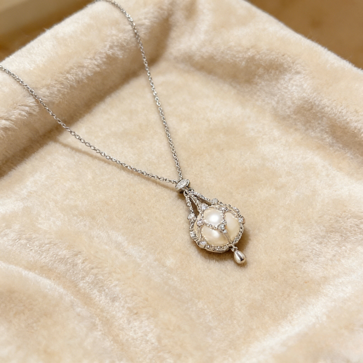 Vintage Cage Pearl Lantern Necklace Set (Light Luxury Niche Royal Choker)