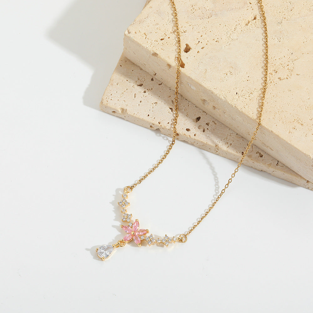 Cherry Blossom Drop Diamond Necklace (Luxury Sweetheart Clavicle Chain)