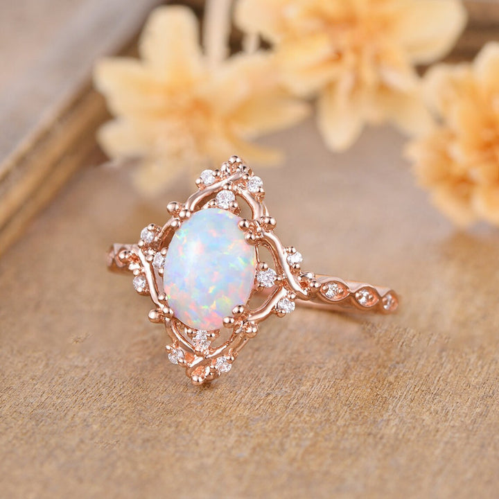 Vintage Lace Opal Ring (Light Luxury Niche Iridescent Band)