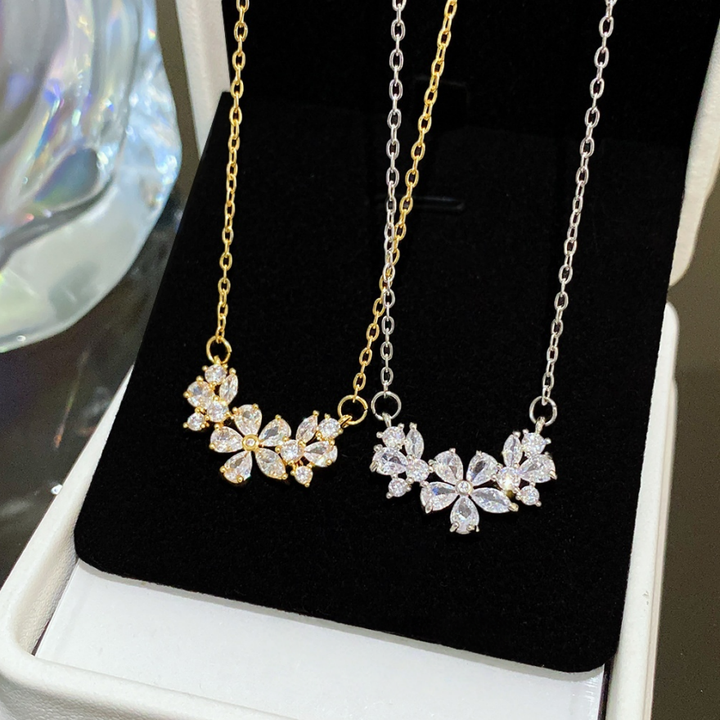 Three Flower Curved Diamond Necklace, S925 Sterling Silver Floral Clavicle Chain, Gold & Silver Two-Tone Elegant Jewelry for Women