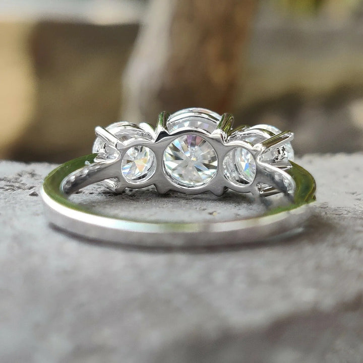 Three-Stone Diamond Statement Ring (Luxury Engagement-Style Gold Band)