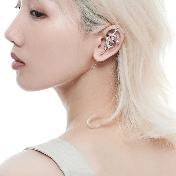 Creative Star & Moon Diamond Stud Earrings – Geometric Minimalist Cool Style for Women