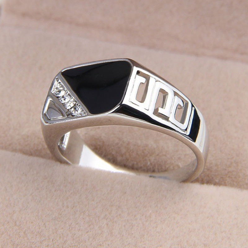 Titanium Steel Geometric Black Face Diamond-Embedded Men's Ring (Light Luxury Business Style)