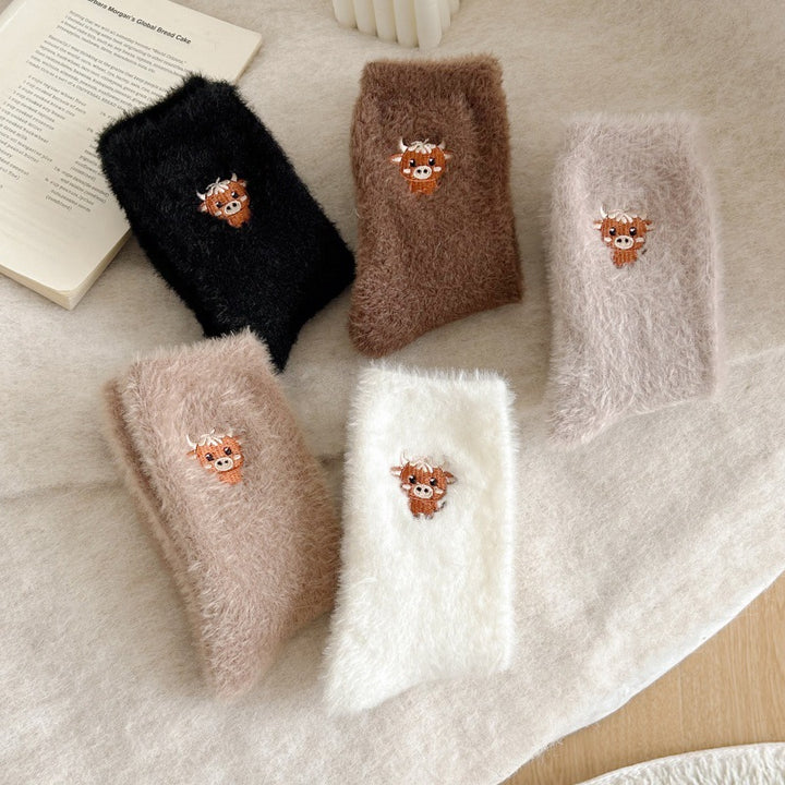 🔥Women's Cute Warm Highland Cow Embroidered Plush Socks