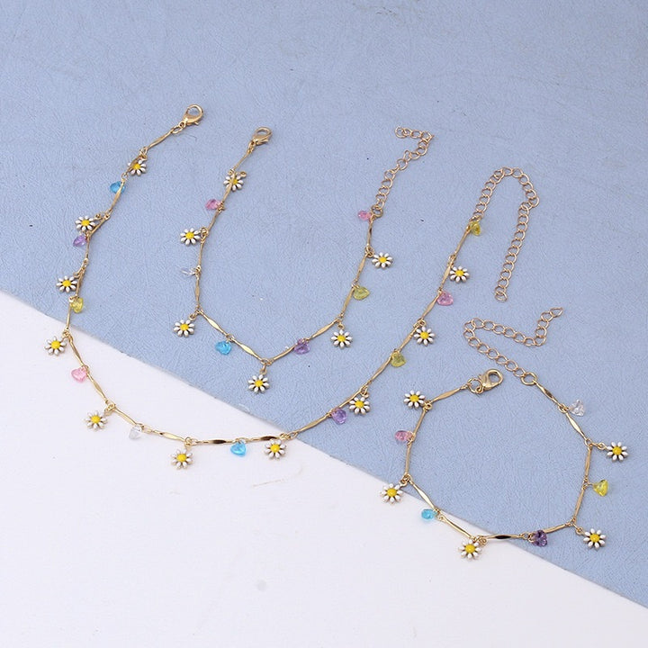 Enamel Painted Daisy Flower Necklace for Women