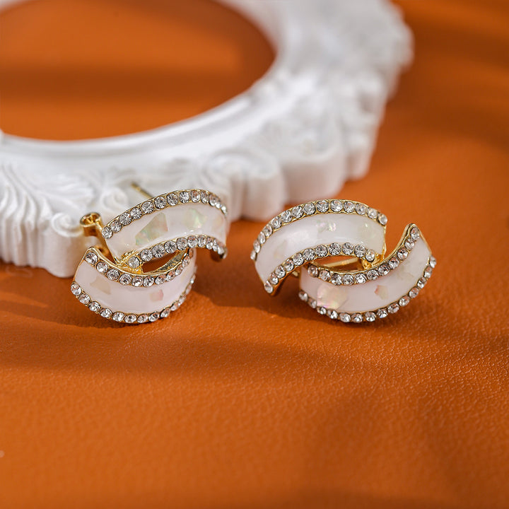White Mother-of-Pearl Twisted Diamond Stud Earrings (Light Luxury Elegant Style Series)