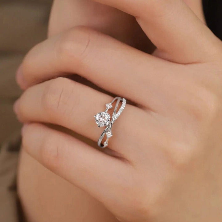 Cross-Band Center Stone Ring (Women's Luxury Daily Style)