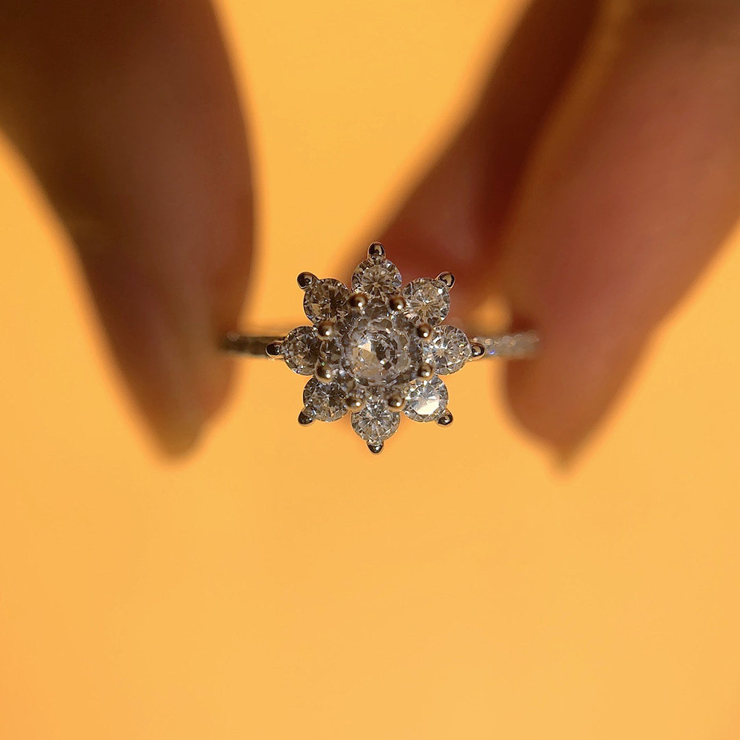 Snowflake Cluster-Set Center Diamond Ring (Romantic Luxury Ritual Style)