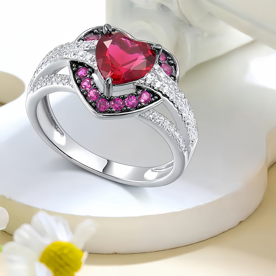 Heart‑Shaped Magenta Diamond Halo Ring