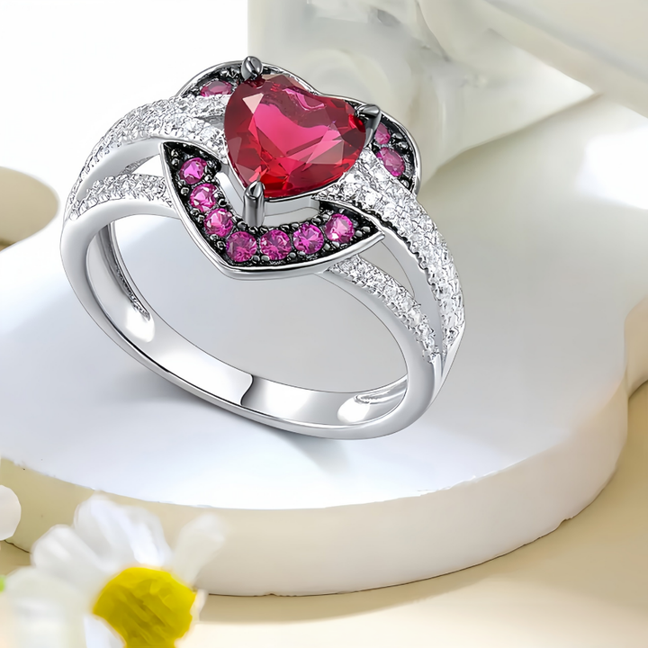 Heart‑Shaped Magenta Diamond Halo Ring