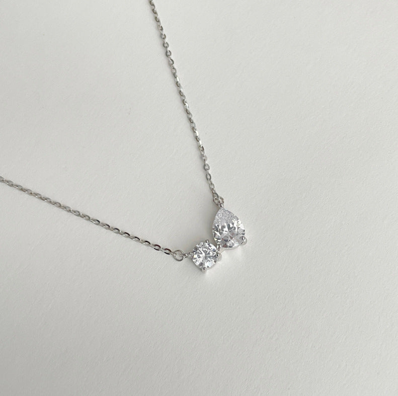 Two-Stone Heart Choker (Light Luxury Minimalist Confession Style)