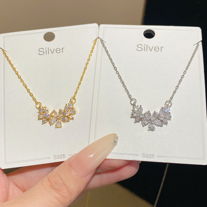 Three Flower Curved Diamond Necklace, S925 Sterling Silver Floral Clavicle Chain, Gold & Silver Two-Tone Elegant Jewelry for Women