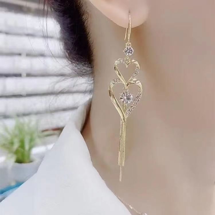Double Heart Tassel Pavé Drop Earrings (Light Luxury Niche Long Earrings)