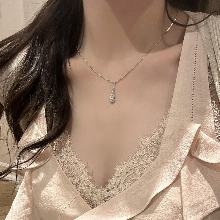 Teardrop Solitaire Clavicle Necklace, Minimalist Streamlined Diamond Thin Chain