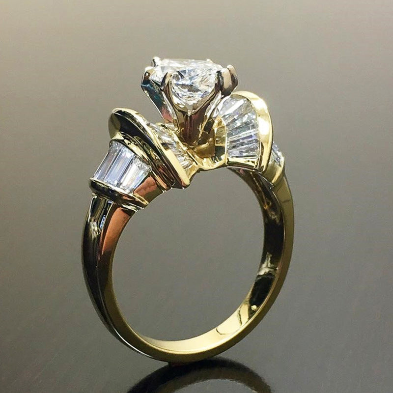 Marquise‑Cut Centre Diamond Baguette‑Accent Two‑Tone Vintage Women’s Ring