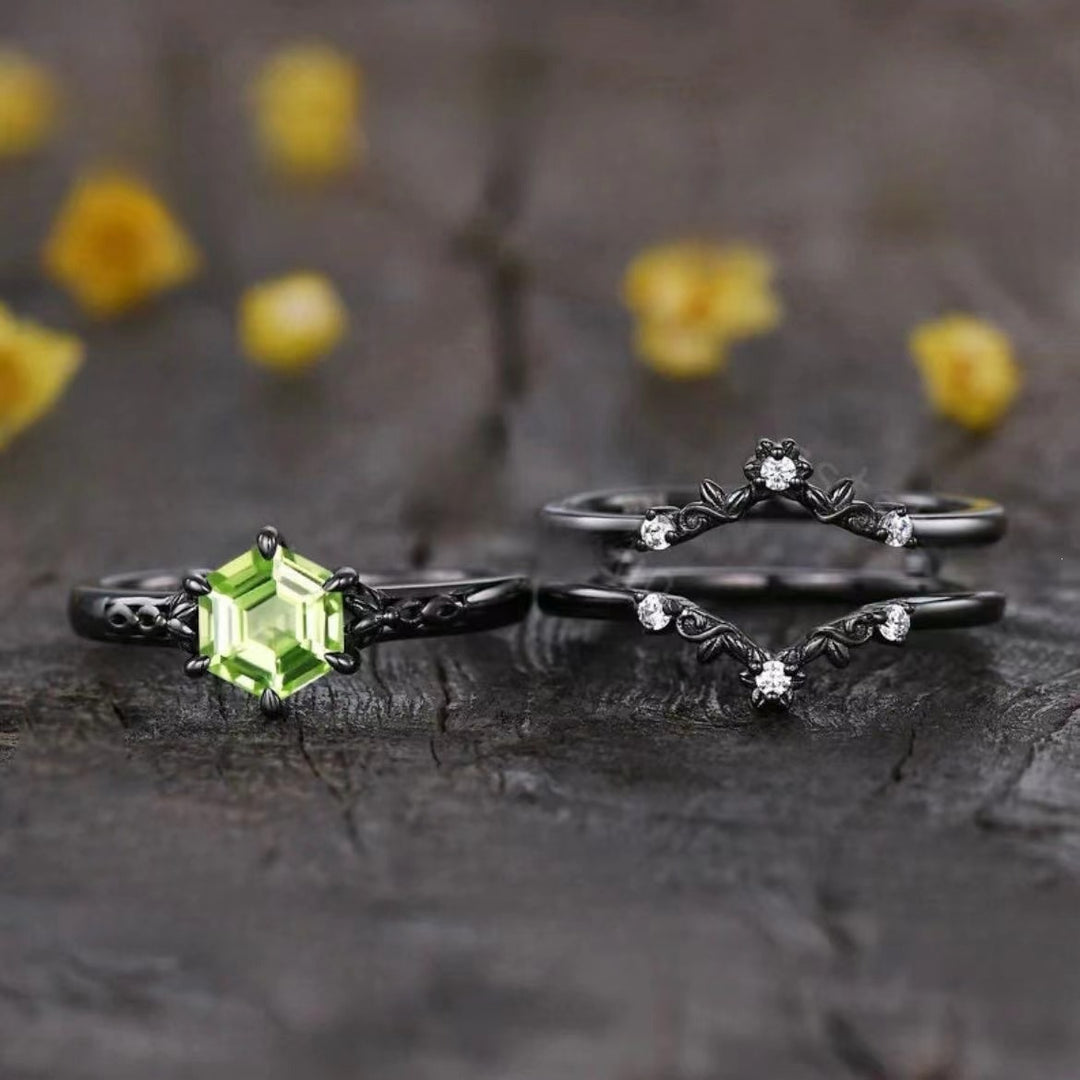 Black‑Tone Hexagonal Simulated Peridot Floral Ring Set